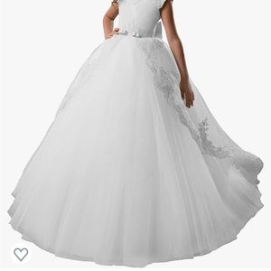 Girls white flower girl/ pageant/ ball gown never worn have 2 can be soldapart